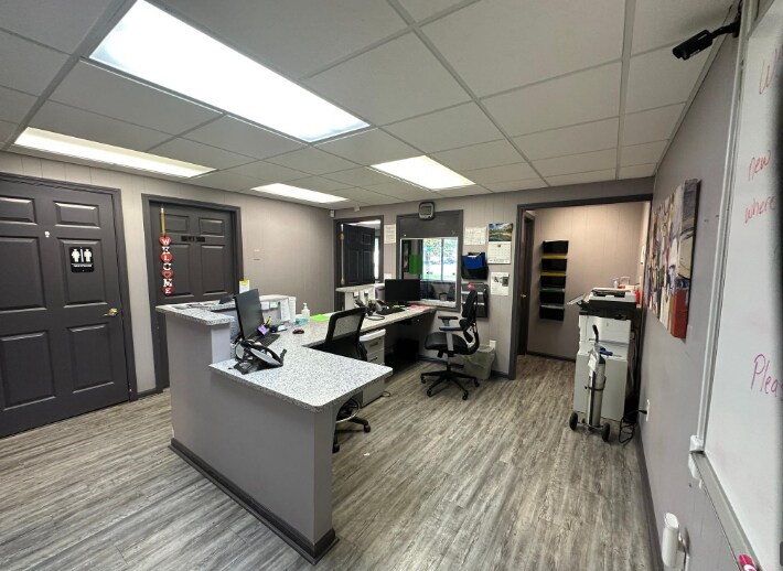 More Photos Of 8434 N Saginaw Rd, Mount Morris Medical For Sale