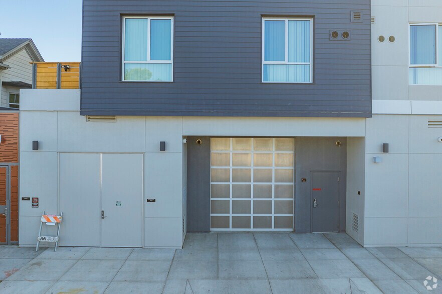 More Photos Of 775 W Grand Ave, Oakland Apartments For Lease