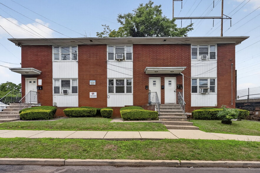 Primary Photo Of 308 Columbus Pl, New Brunswick Apartments For Sale