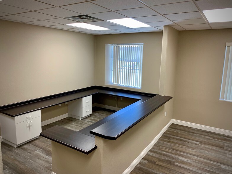 More Photos Of 5795 S Sandhill Rd, Las Vegas Unknown For Lease