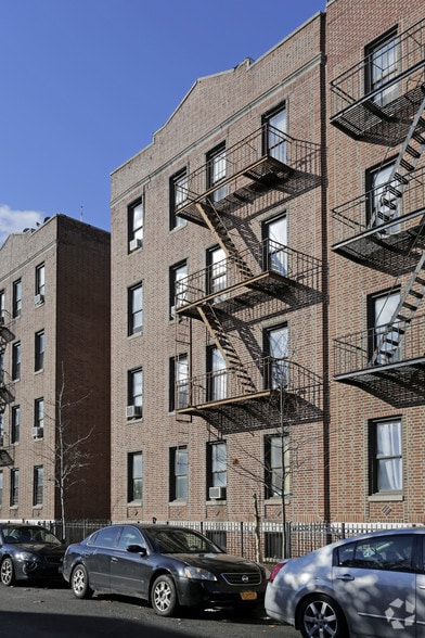 More Photos Of 3230 41st St, Long Island City Apartments For Sale