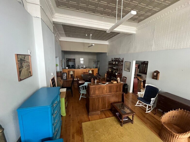 More Photos Of 368 Main St, Southbridge Loft Creative Space For Lease