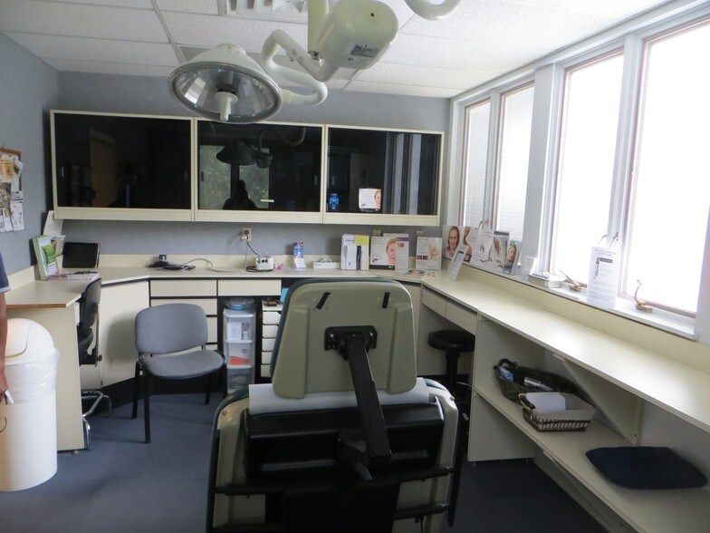 More Photos Of 222 Schanck Rd, Freehold Medical For Lease