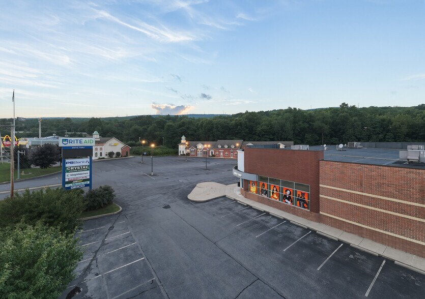 More Photos Of 1777 N Keyser Ave, Scranton Drugstore For Lease