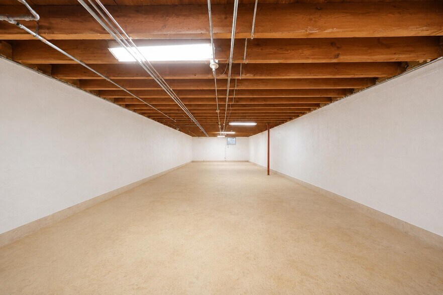 More Photos Of 2430 Stillwell Ave, Brooklyn Storefront For Sale