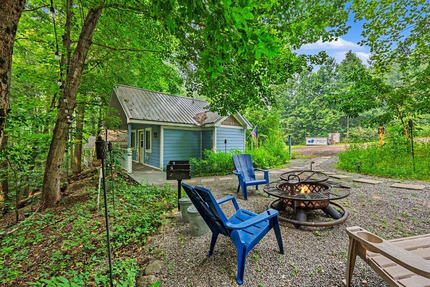 More Photos Of 57440 M 40, Marcellus Specialty For Sale