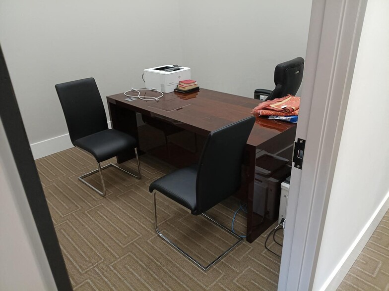 More Photos Of 5945 Peachtree Cors E, Peachtree Corners Flex For Sale