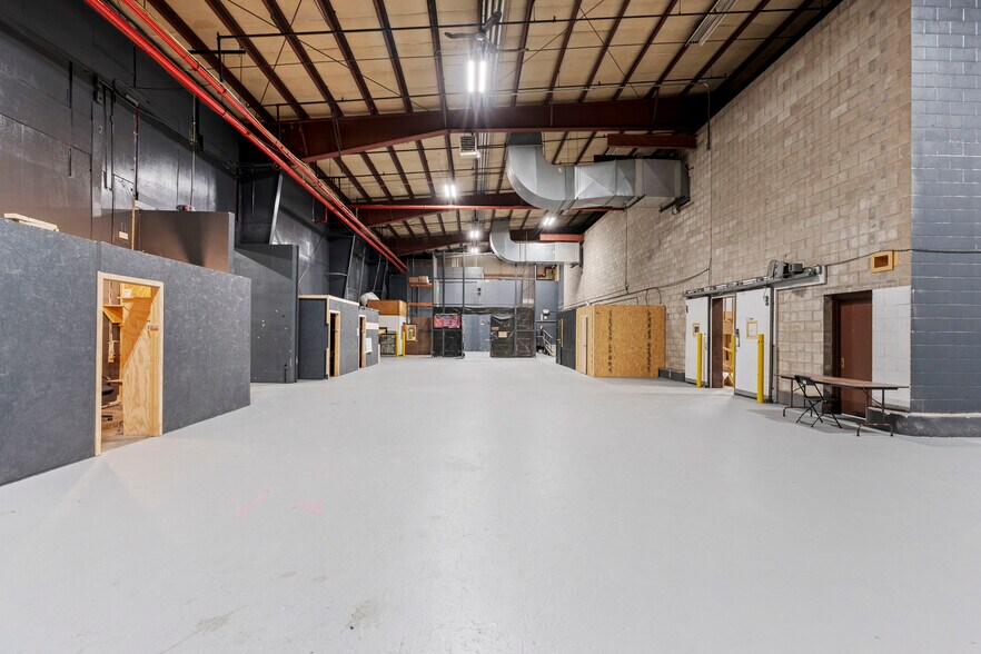 More Photos Of 4865 Arthur Kill Rd, Staten Island Warehouse For Sale