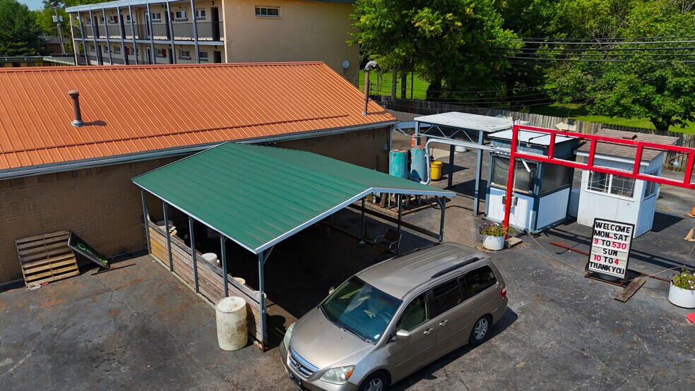 More Photos Of 4450 E Main St, Columbus Carwash For Sale