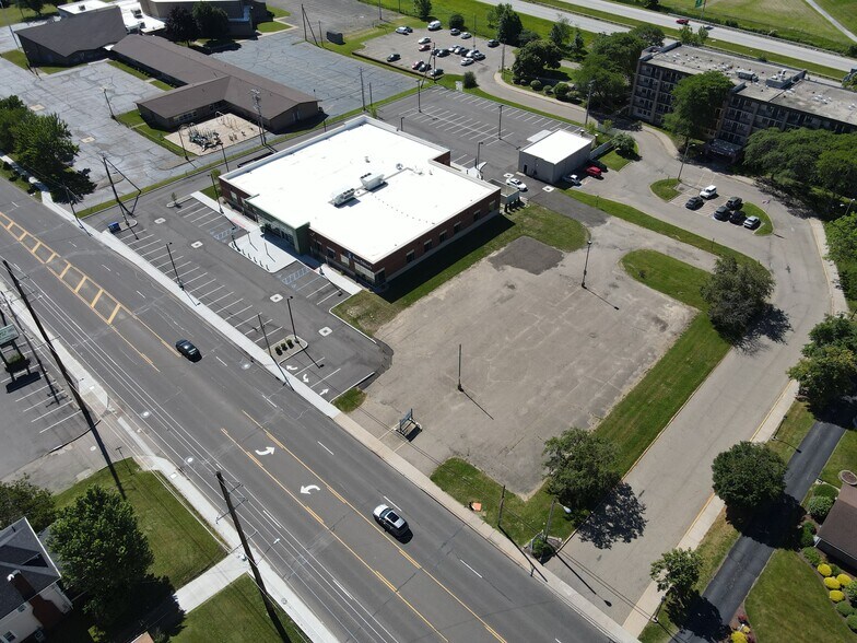 More Photos Of 630 30th St NW, Canton Land For Lease