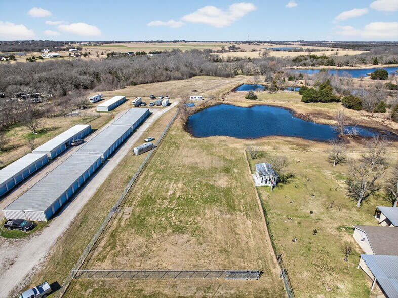 More Photos Of 15377 N Highway 34, Terrell Flex For Sale