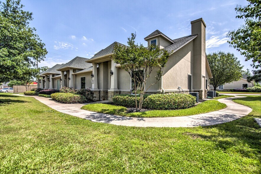 More Photos Of 11601 Spring Cypress Rd, Tomball Medical For Sale