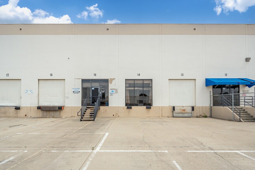 More Photos Of 5455 E La Palma Ave, Anaheim Manufacturing For Lease