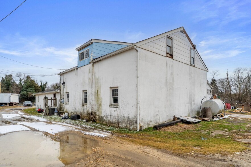 More Photos Of 2090 Blue Bell Rd, Williamstown Land For Sale