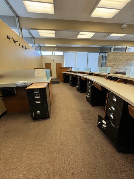 More Photos Of 407 State St, Weiser Office For Lease