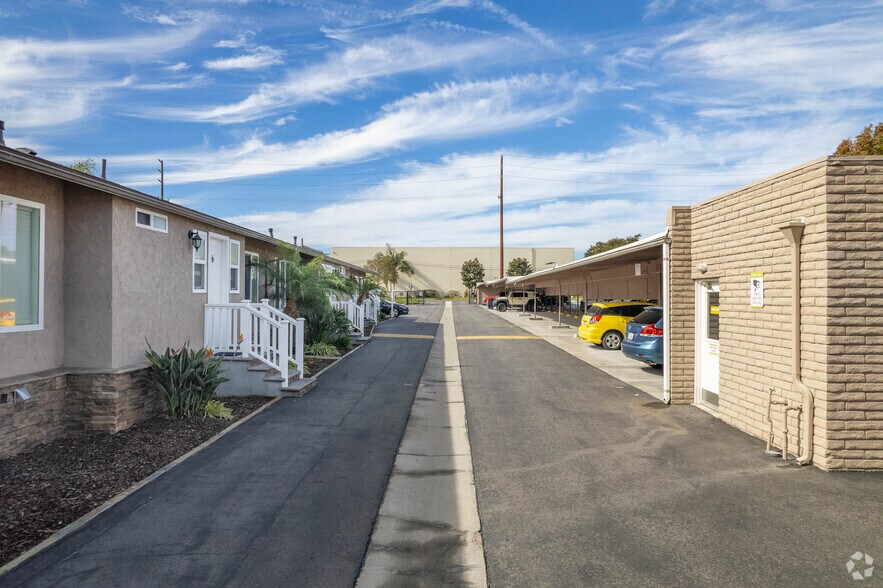More Photos Of 19131-19161 Delaware St, Huntington Beach Apartments For Sale