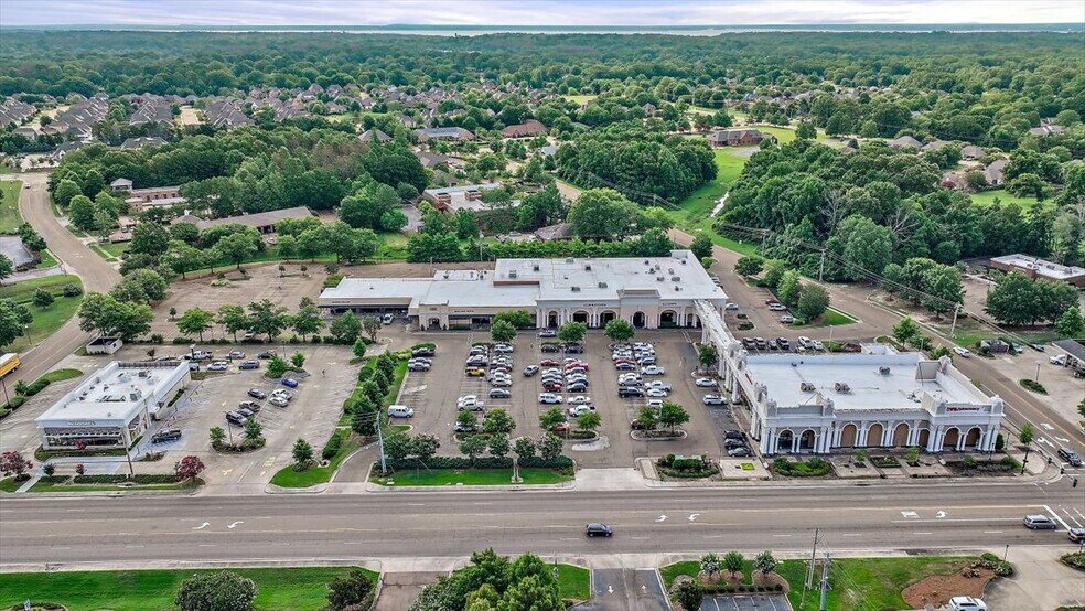 More Photos Of 1020-1038 Highway 51, Madison Unknown For Lease