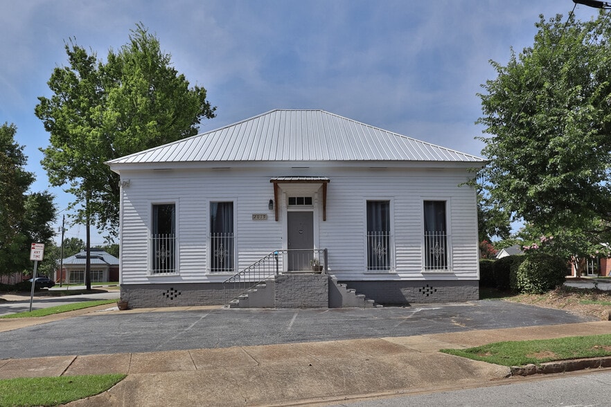 More Photos Of 2019 7th Ave, Columbus Medical For Sale