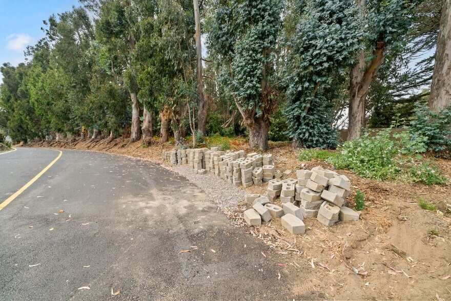 More Photos Of 1 Longford dr, Daly City Land For Sale