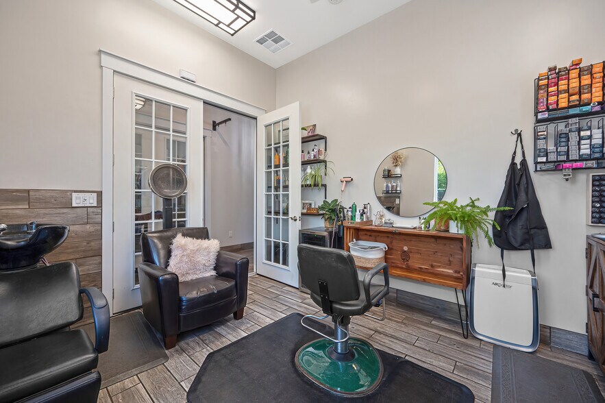 More Photos Of 707-709 Natoma St, Folsom Storefront Retail Office For Sale