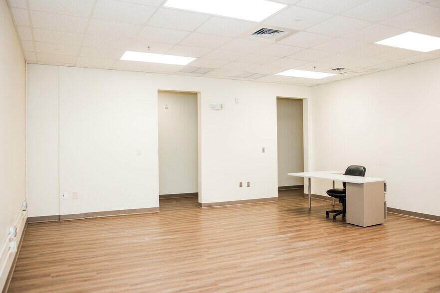 More Photos Of 101B Villa Dr, Daphne Medical For Lease
