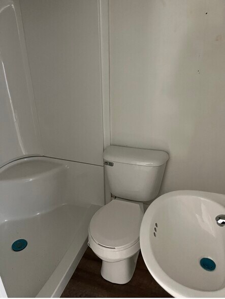 More Photos Of 115 W Maple Ave, Fayetteville Storefront Retail Office For Sale