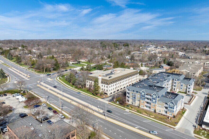 More Photos Of 500 Elm Grove Rd, Elm Grove Office For Lease