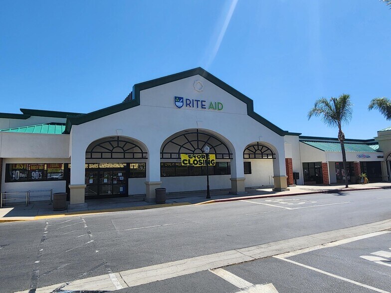 More Photos Of 582-658 W Ventura St, Fillmore Unknown For Lease