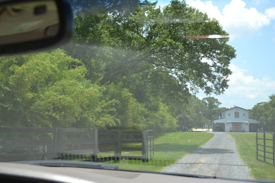 More Photos Of 5818 N Freetown Rd, New Iberia Land For Sale
