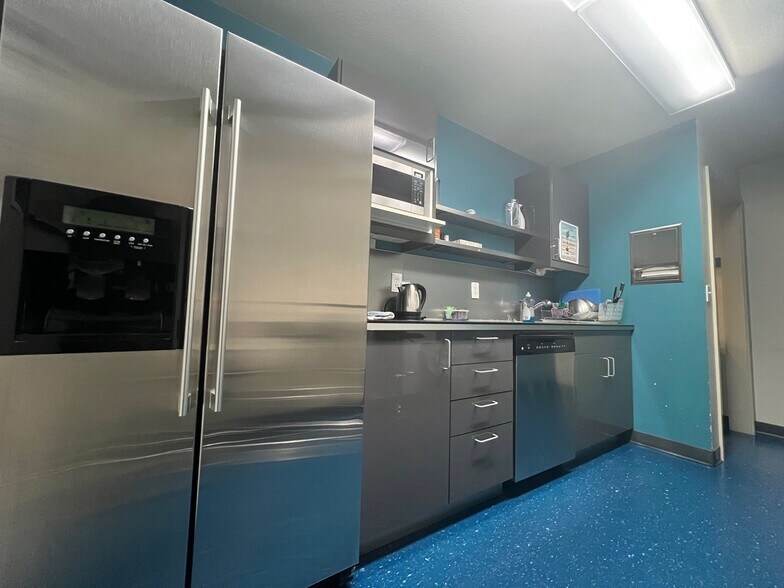 More Photos Of 3111 27th Ave S, Seattle Warehouse For Sale