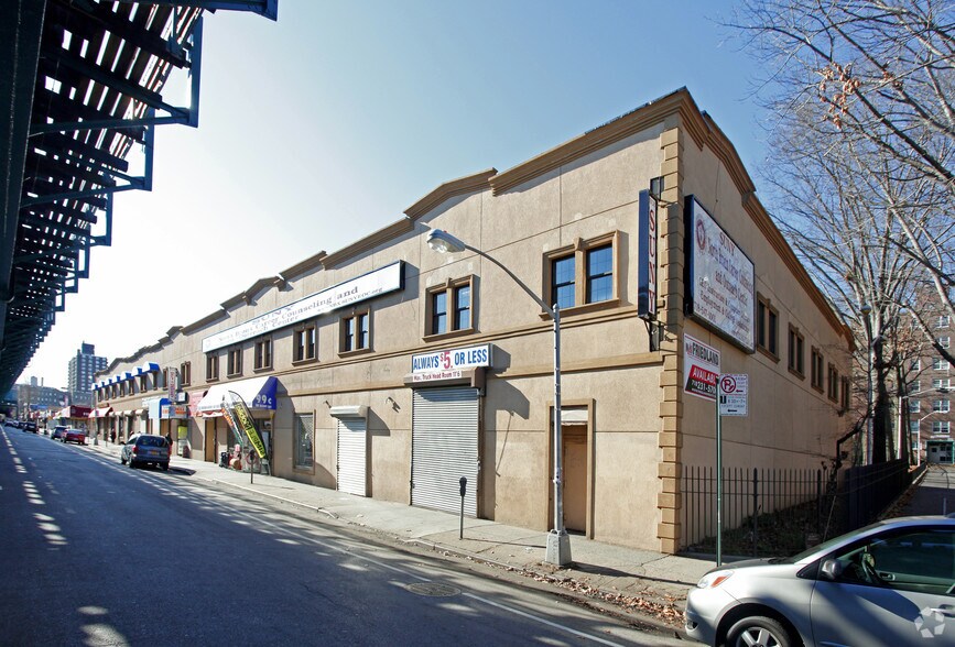 More Photos Of 2901-2915 White Plains Rd, Bronx Storefront Retail Office For Lease