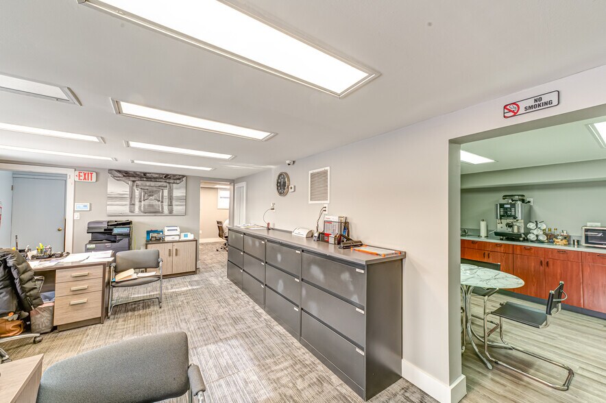 More Photos Of 57 Old Country Rd, Westbury Office For Sale