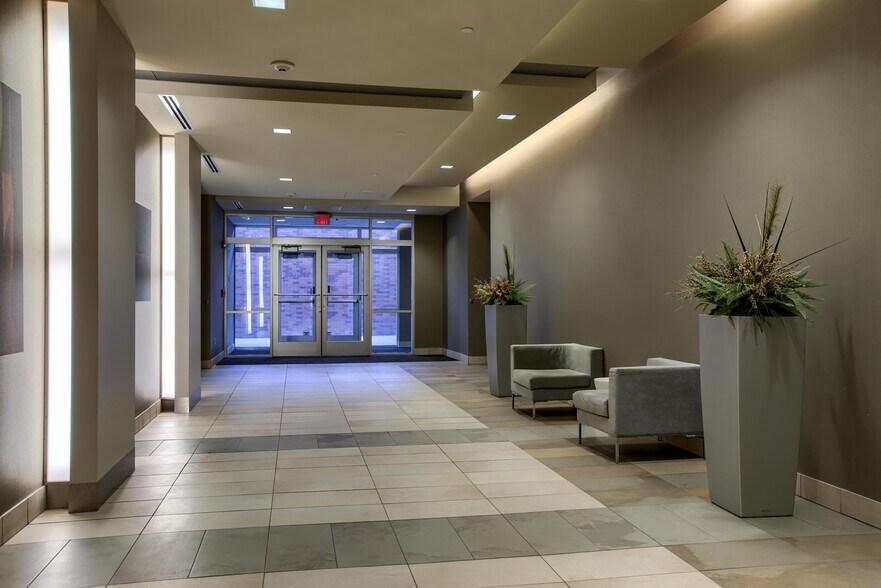 More Photos Of 15950 W Dodge Rd, Omaha Office For Lease