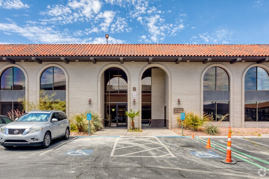 More Photos Of 4220 S Maryland Pky, Las Vegas Unknown For Lease