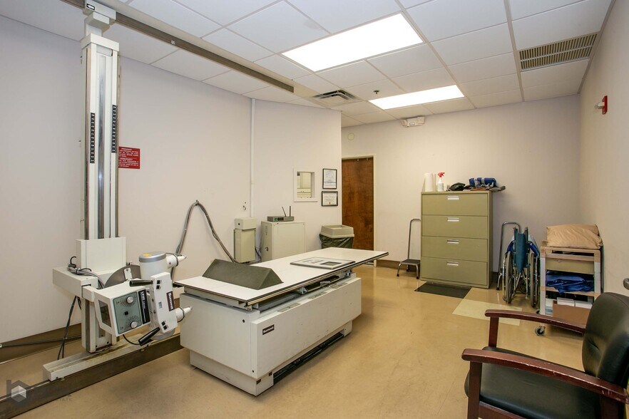 More Photos Of 7171 N University Dr, Tamarac Medical For Sale