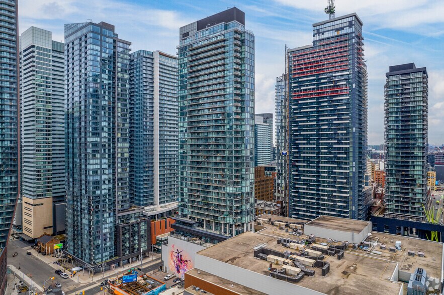 More Photos Of 288-292 Adelaide St W, Toronto Apartments For Lease