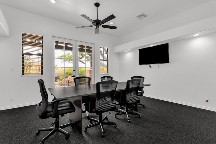 More Photos Of 16927 E Saguaro Blvd, Fountain Hills Medical For Sale