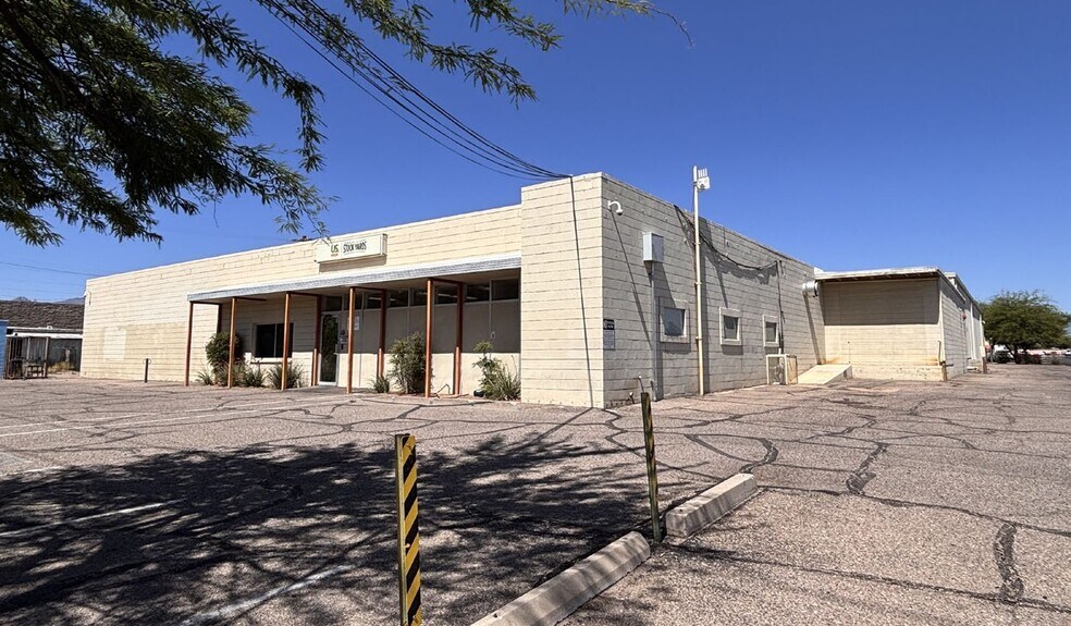 More Photos Of 345 S Kino Pky, Tucson Warehouse For Sale
