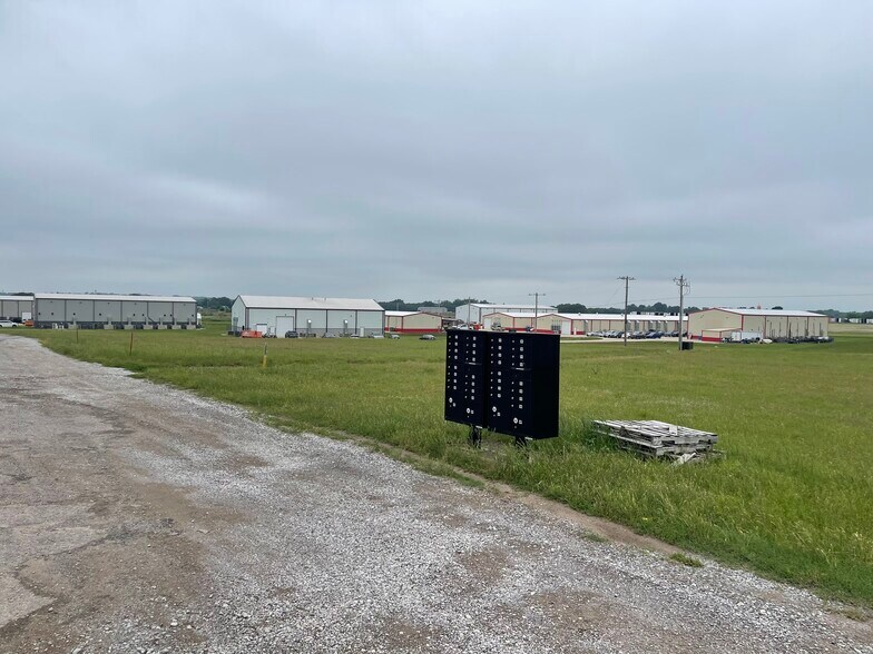 More Photos Of 4701 Thunder Lane Ave, Noble Warehouse For Sale