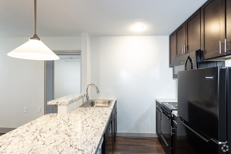 More Photos Of 612 Garfield Ave, Kansas City Apartments For Lease