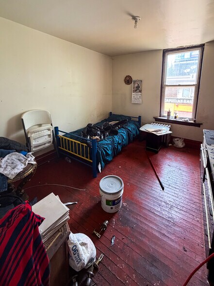 More Photos Of 3935 S Kedzie Ave, Chicago Storefront Retail Residential For Sale