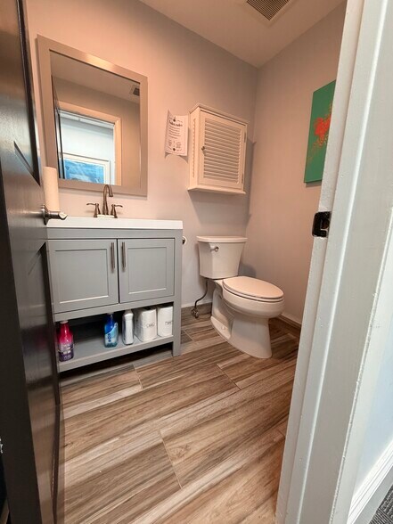 More Photos Of 8203 SW 124th St, Miami Office For Lease