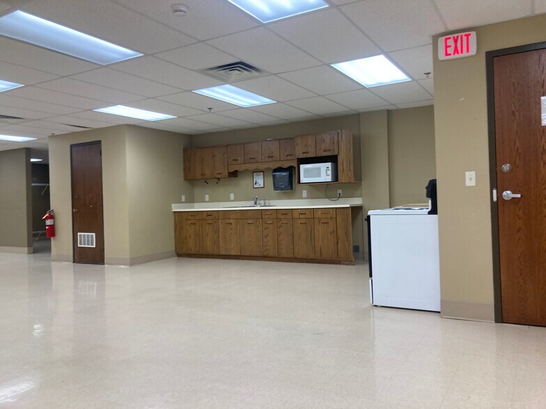 More Photos Of 105 1st St SE, Minot Apartments For Sale