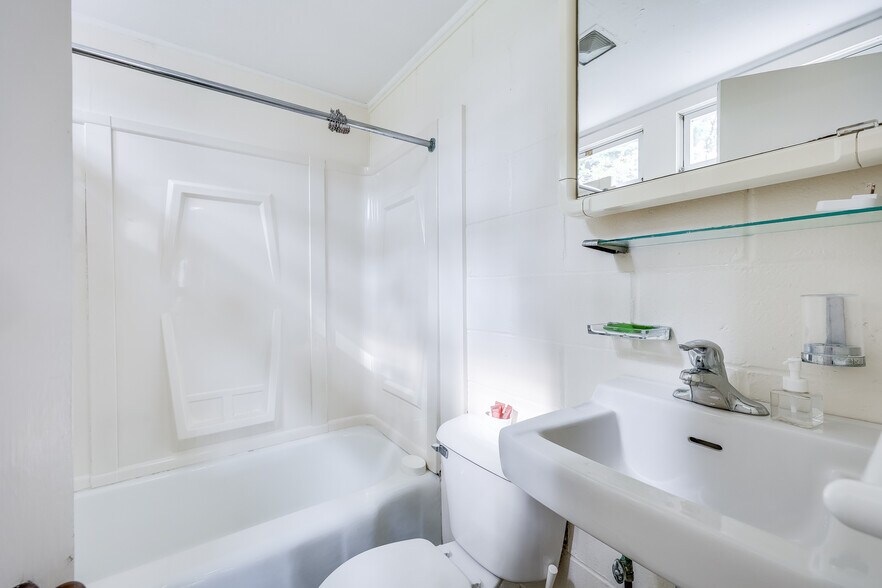 More Photos Of 25 Way 055., Wellfleet Apartments For Sale