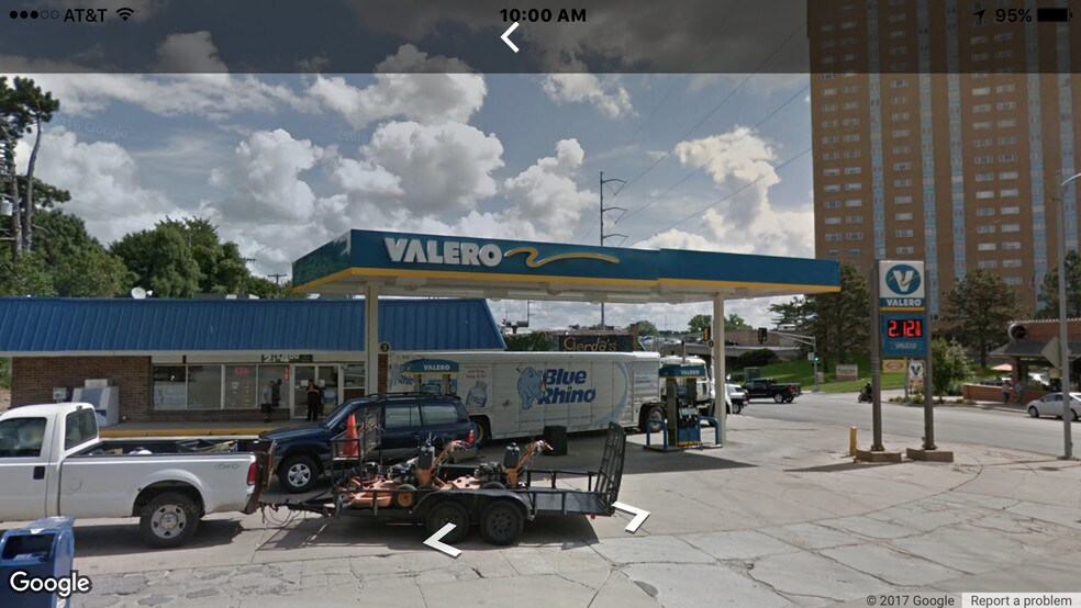 More Photos Of 5188 Leavenworth St, Omaha Convenience Store For Sale