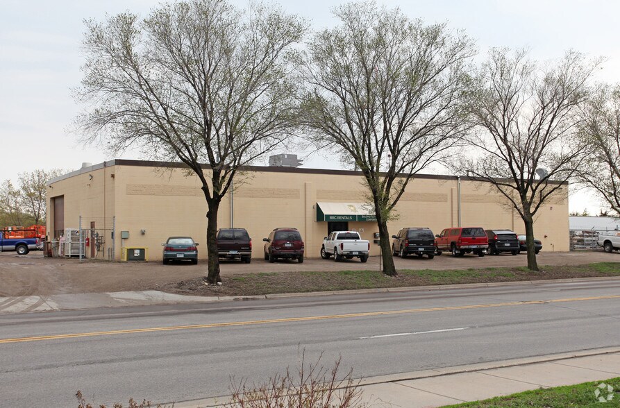 More Photos Of 1501 Johnson St NE, Minneapolis Warehouse For Sale