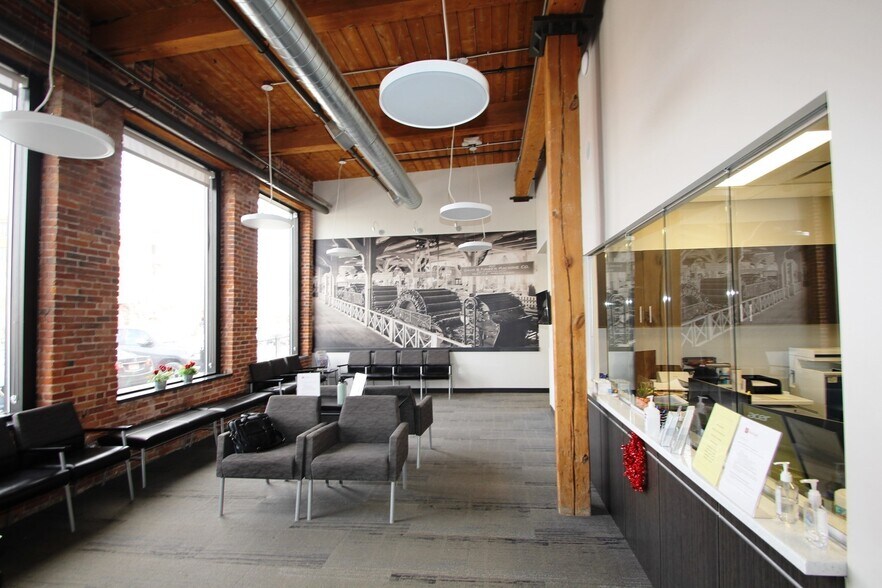 Primary Photo Of 4 High St, North Andover Office For Lease