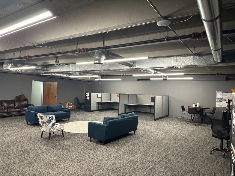 More Photos Of 1410 S Santa Fe Dr, Denver Warehouse For Lease