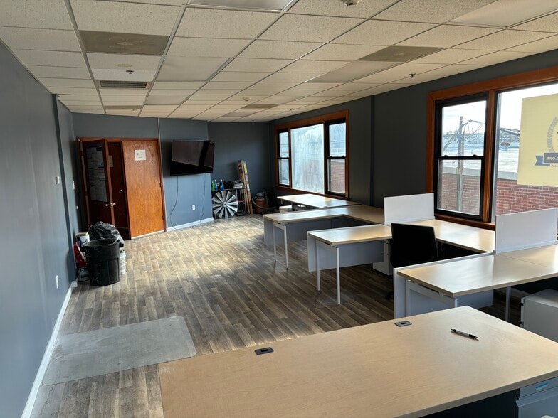 More Photos Of 5 W Main St, Denville Storefront Retail Office For Lease