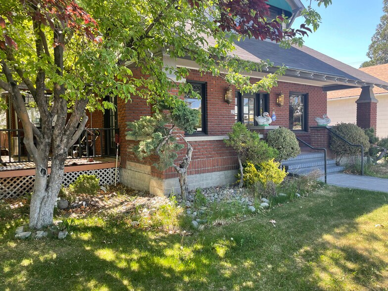 More Photos Of 31 Keystone Ave, Reno Office For Lease